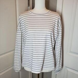 Apt.9 White & Blue Striped Ribbed Knit Drop Shoulder Top Women's Size Medium EUC
